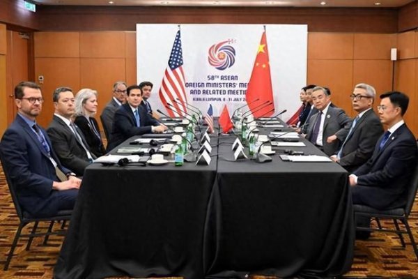 维嘉优配 王毅的马来西亚48小时：密集出席东盟会议，同俄日美多国外长互动